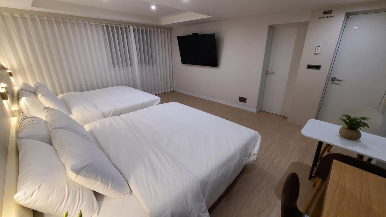 브이원 모텔 부산광역시 외부 사진
